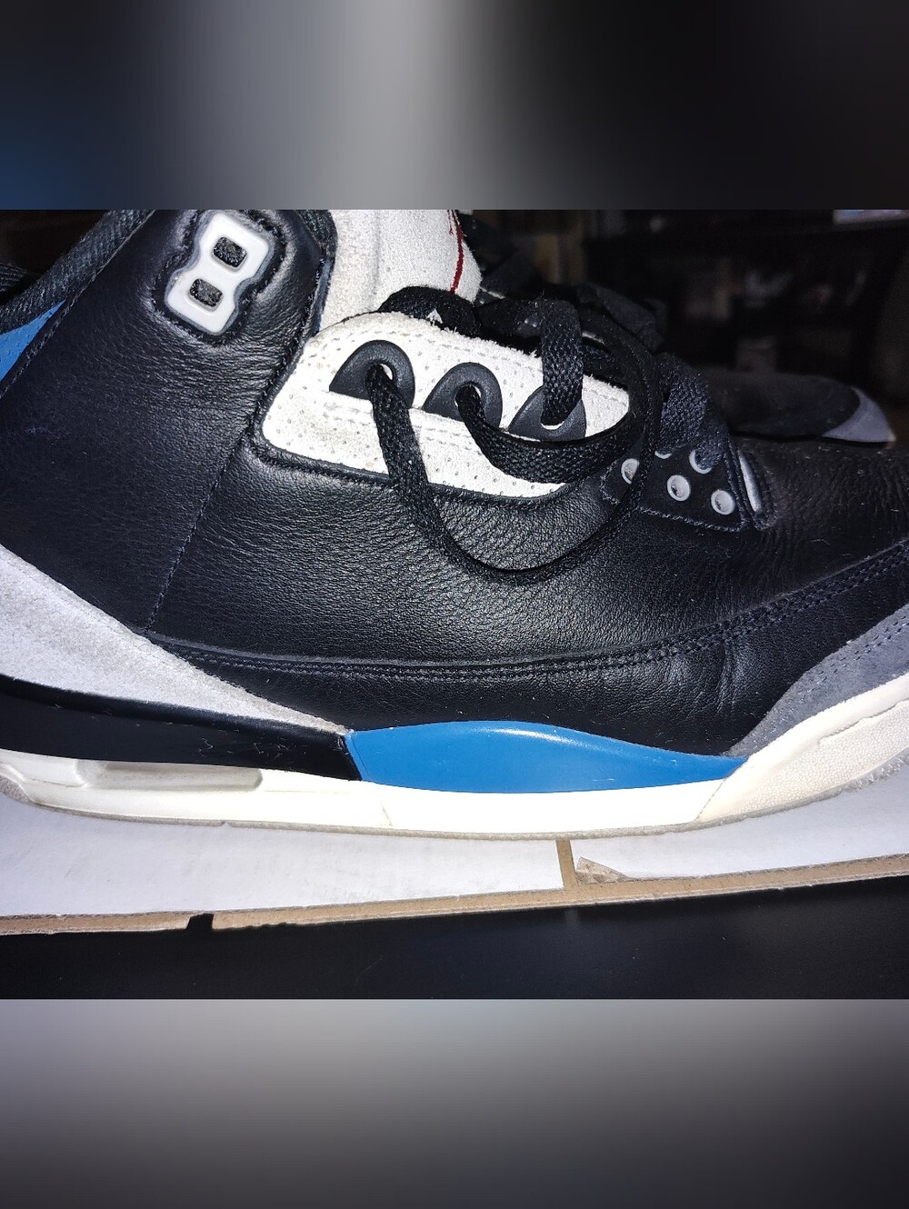 Nike Men’s Retro Air Sneakers in Blue, Black & Red - Picture 5 of 6